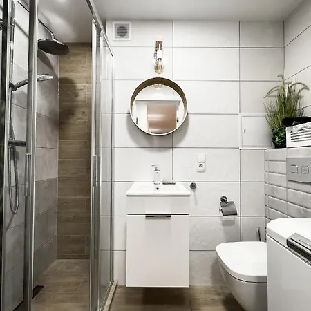 شقة Golden Times Szopy 2