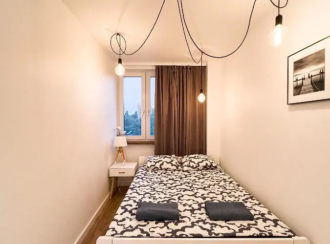 Golden Times Szopy 2 شقة